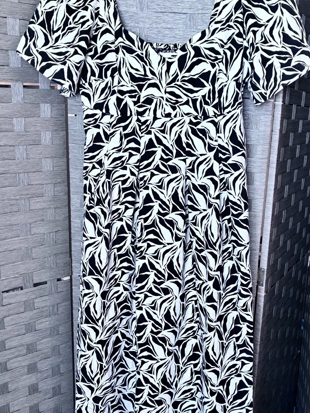 a new day Black and White Leaf-Print Maxi Dress